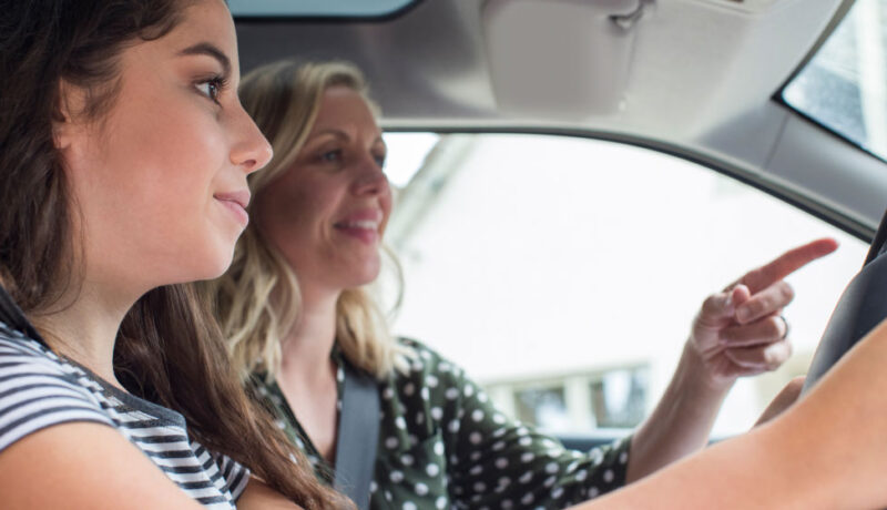 6 things to think about when choosing a driving instructor