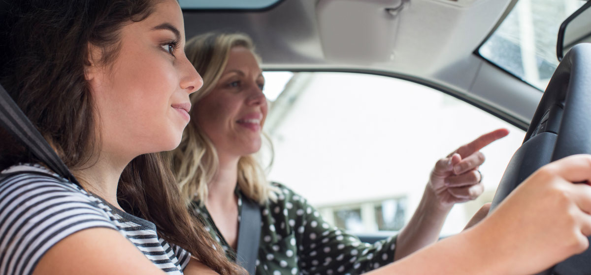 6 things to think about when choosing a driving instructor